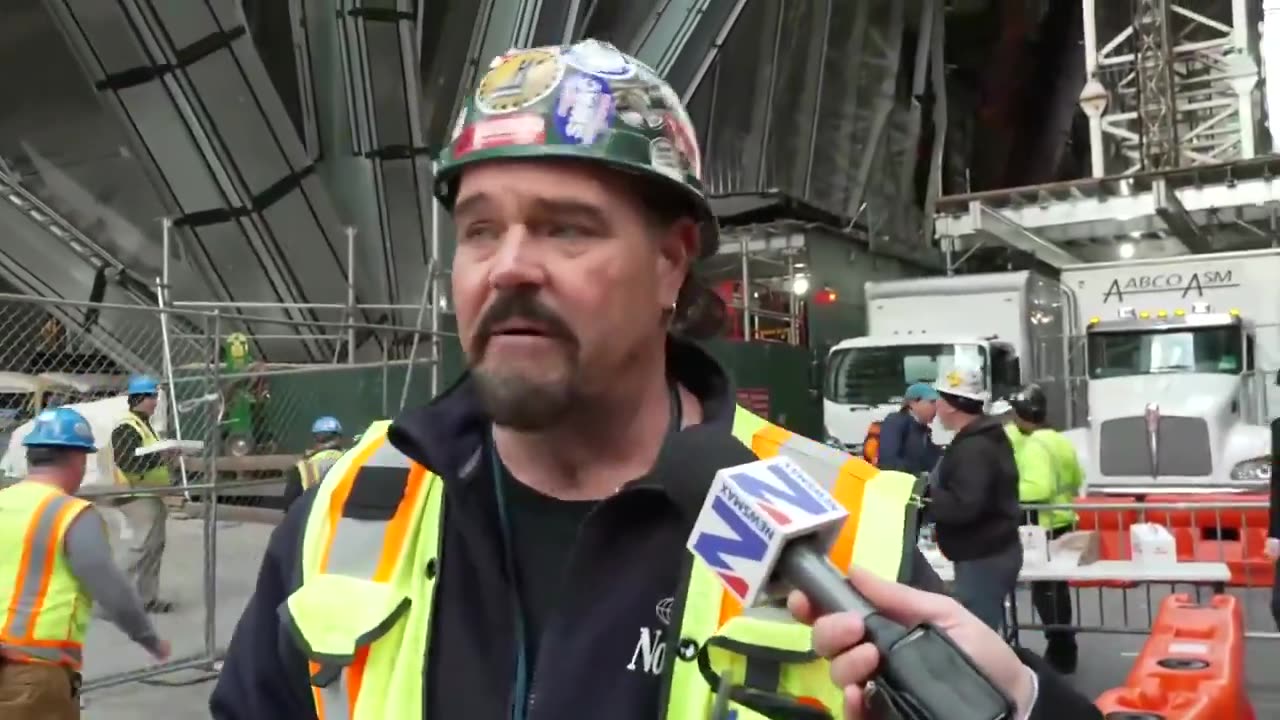 Manhattan worker says F U to Biden