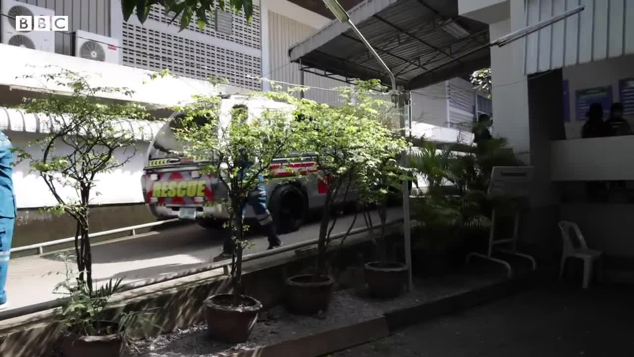 กราดยิงหนองบัวลำภู : "หมอถึงกับเป็นลม" เสียงจากทีมกู้ภัยชุดแรกที่ถึงศูนย์เด็กเล็ก - BBC News