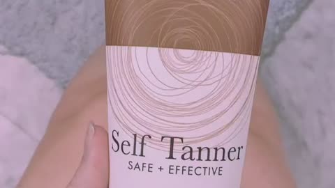 Self tanner