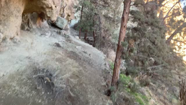 Central Oregon – Smith Rock State Park – Exploring a Secluded Climber's Trail – 4K