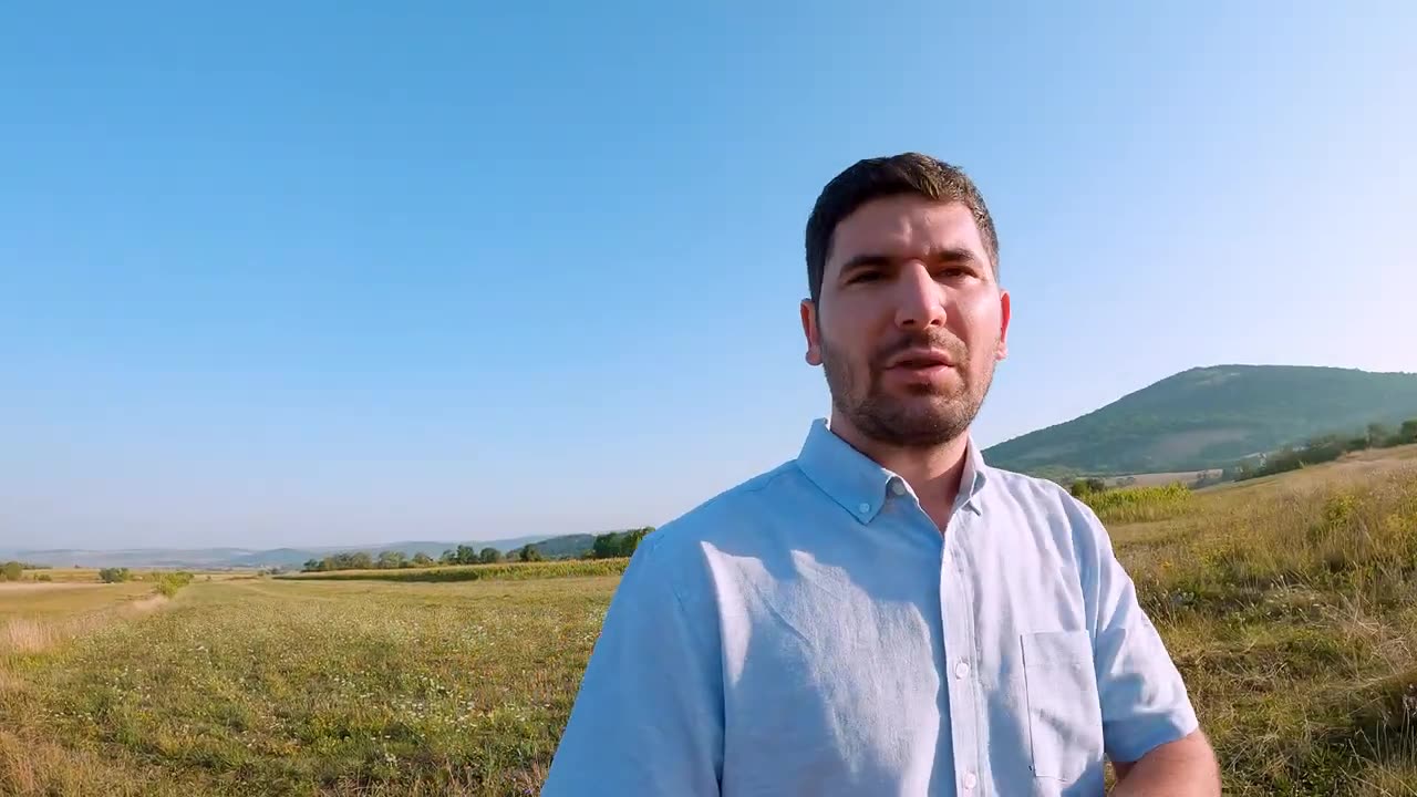 Biserici, predicatori, artiști și religie clonată