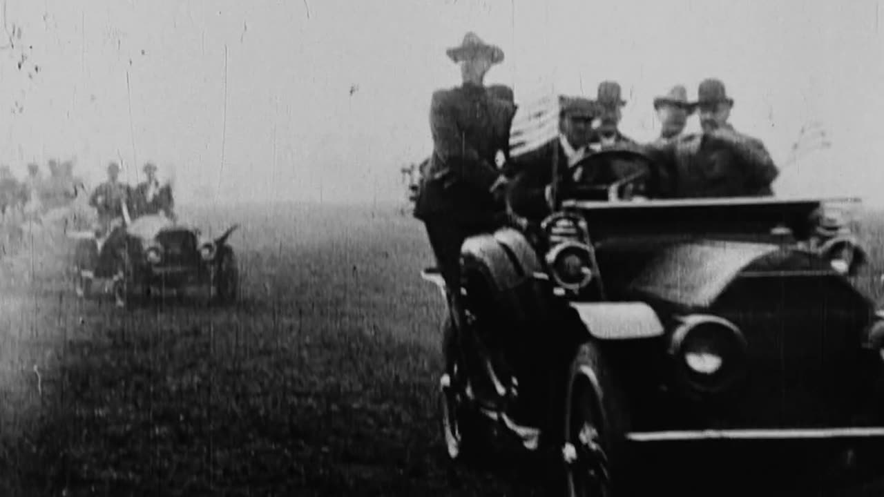 Colonel Roosevelt Flies in Arch Hoxsey's Plane in St. Louis (1910 Original Black & White Film)