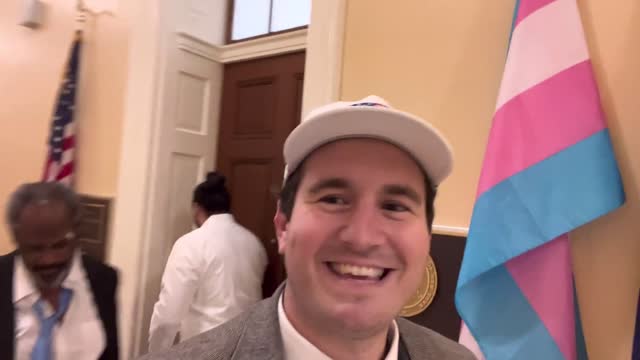 Alex Stein Stops By AOC’s Office