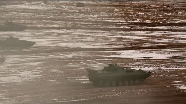 Russia's defence chief oversees Belarus war games