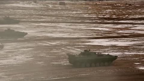 Russia's defence chief oversees Belarus war games