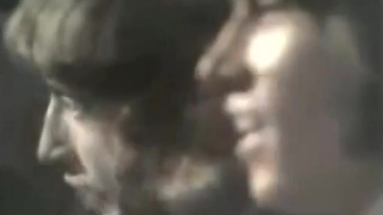 Bee Gees - I Started A Joke