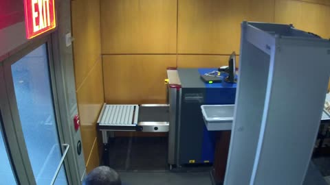 8617OHOB0101B12_2021-01-06_15h40min01s013ms.mp4