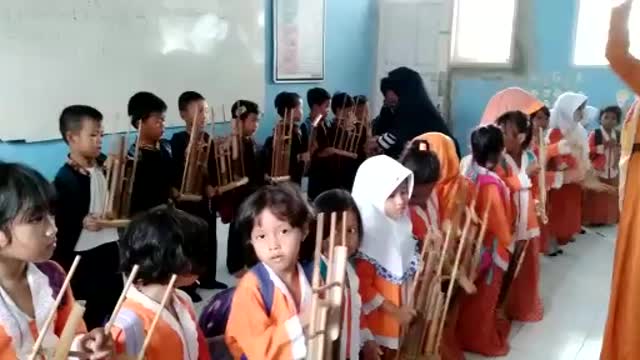 Indonesian traditional musical instruments