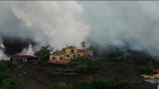 La Palma's lava hits ocean nine days after eruption