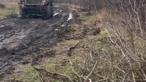 "Ukrainian" MaxxPro MRAP vs. mud - WINTER IS COMING