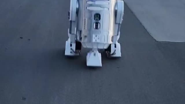 R2-D2 Rollin