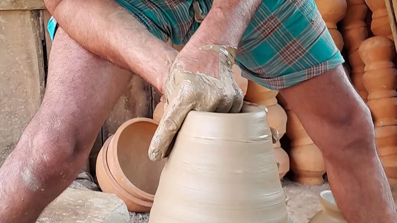 Pottery Making With Clay By Primitive Skills