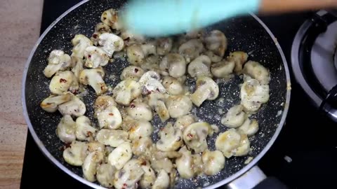 Buttar garlic mushroom recipe