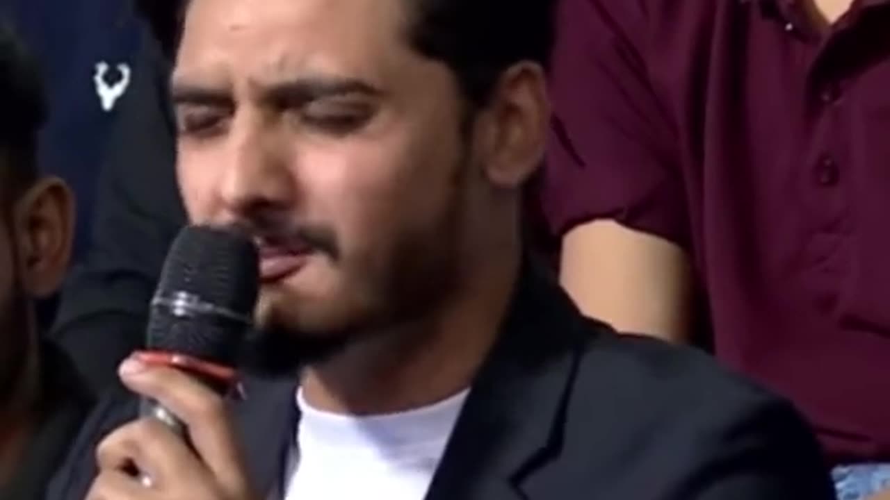 Boy Sing Nusrat Song with beautiful voice