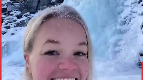 This Apple Face ID trend might be the best TikTok trend yet 🤣📱