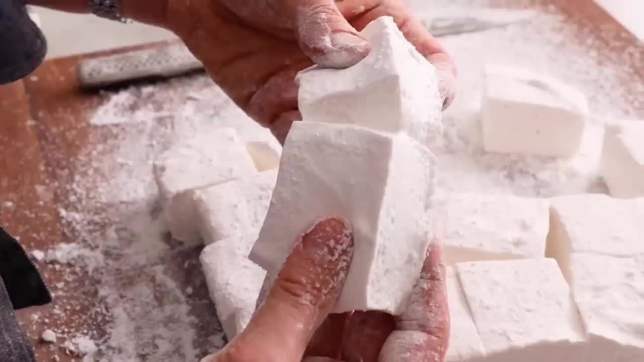 How It's Made: Marshmallow Peeps