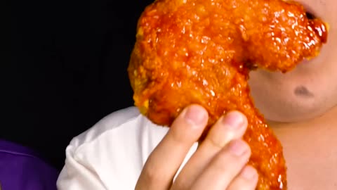 ASMR Mukbang Real Spicy Fried Chicken VS Jelly Spicy Fried Chicken EATING SOUNDS #Shorts