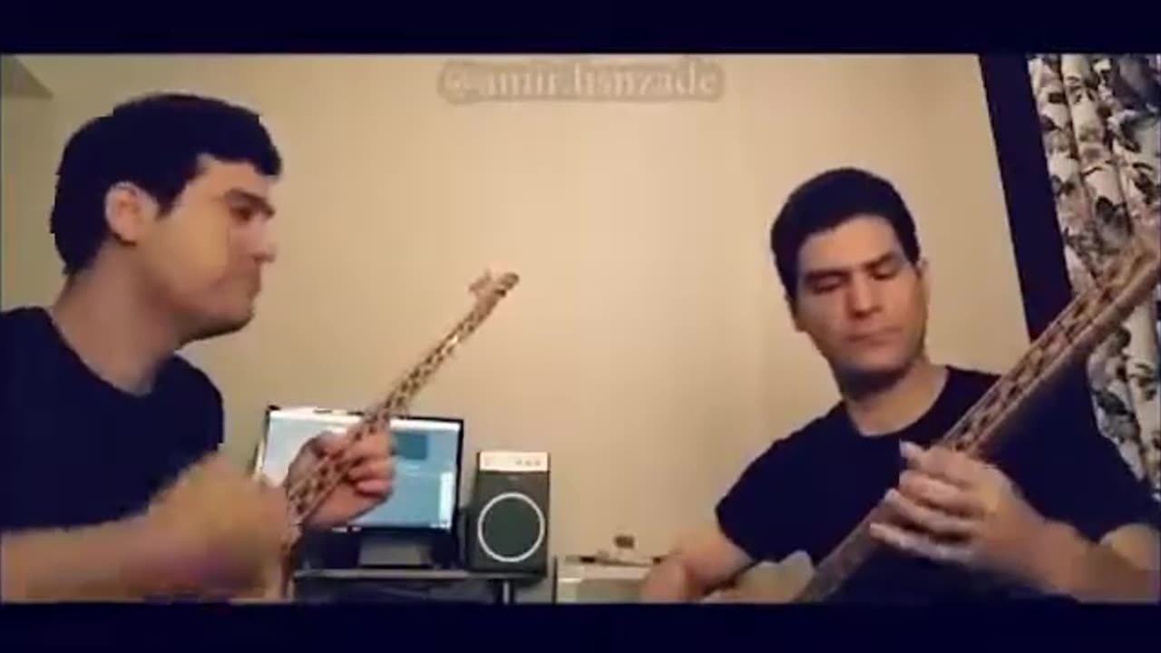 Baghlama instrument