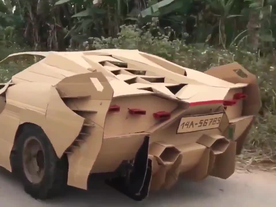 i found this video very creative look like real car