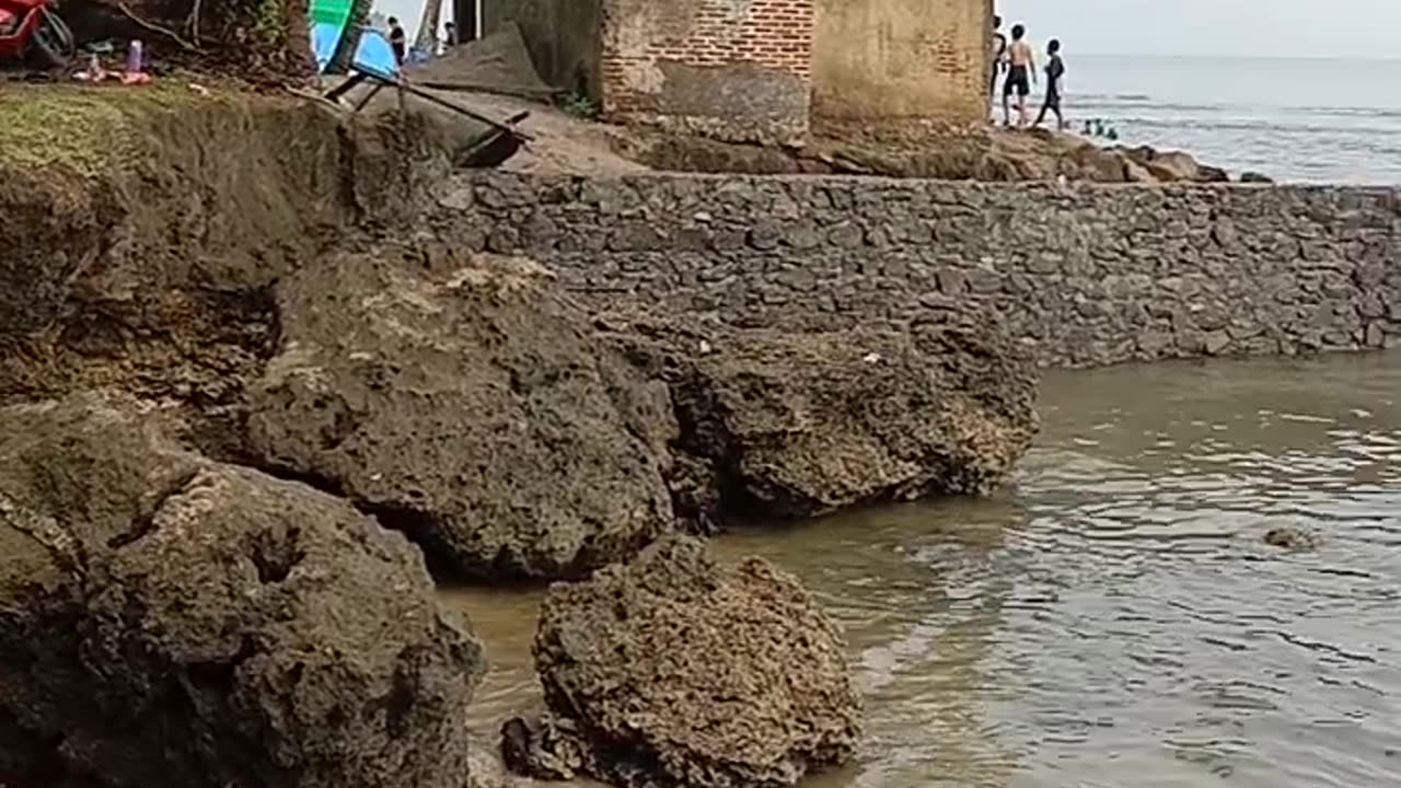 SUASANA DI LAUT LEPAS