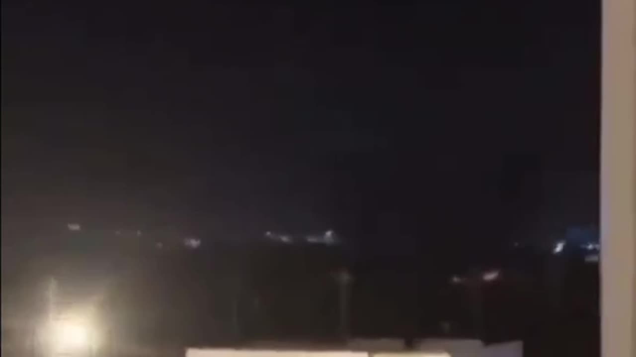 Footage of American F-16s bombing Syria