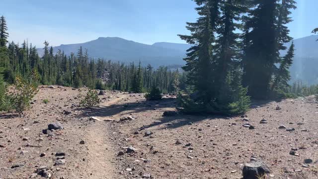 Central Oregon - Three Sisters Wilderness - Scenic Landscape