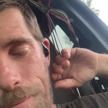 Hmmm hipacresting 🤔