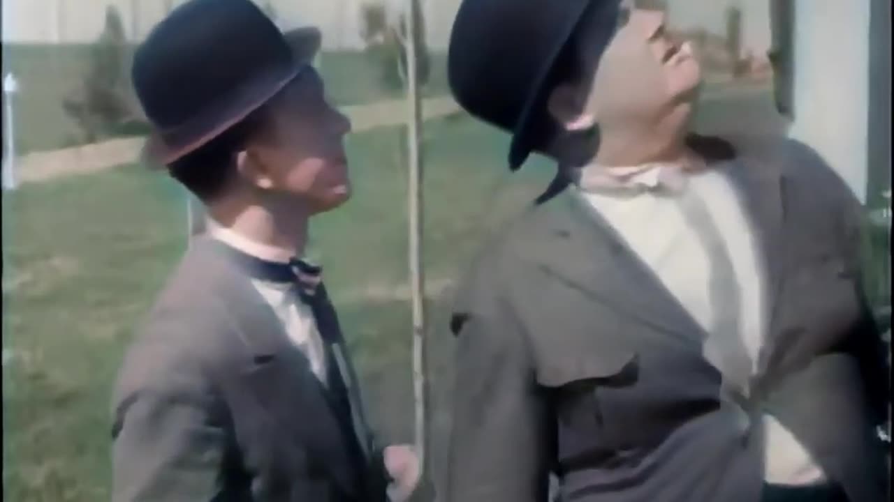 Bacon Grabbers - Laurel and Hardy