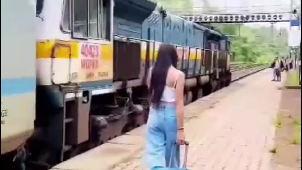 Indian Railways Loco Pilot 🫡🇮🇳