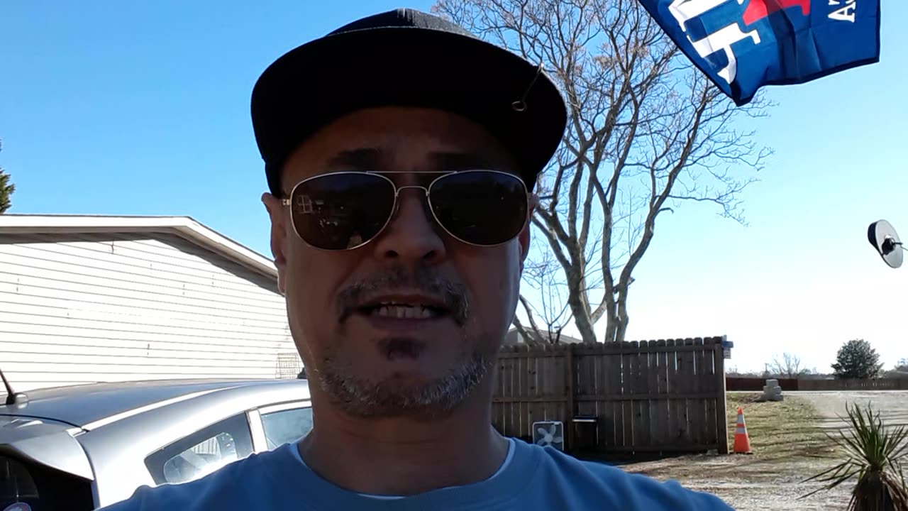 Wise up to Dem RINO ads