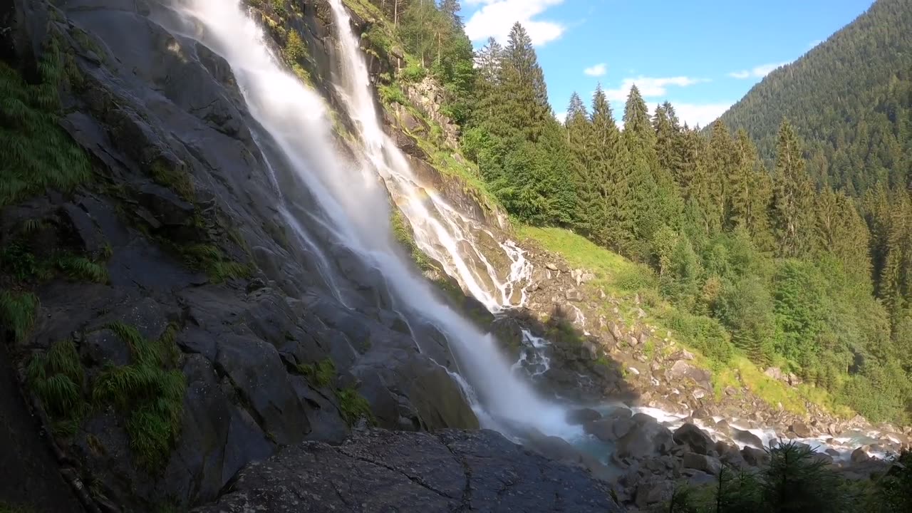 Water Fall from hill | National Geographic 24