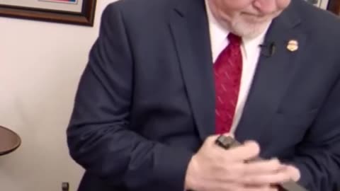 ATF "Expert" Struggles to Field Strip Glock