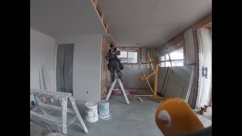 Drywalling a Basement Ceiling and Walls