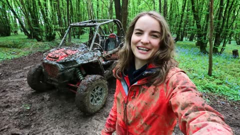 GoPro HERO10 Muddy Buggy Run with Catie Munnings