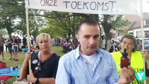 V-Media streamt live in Roeselare op een vrijheidspicknick op 18 september 2021