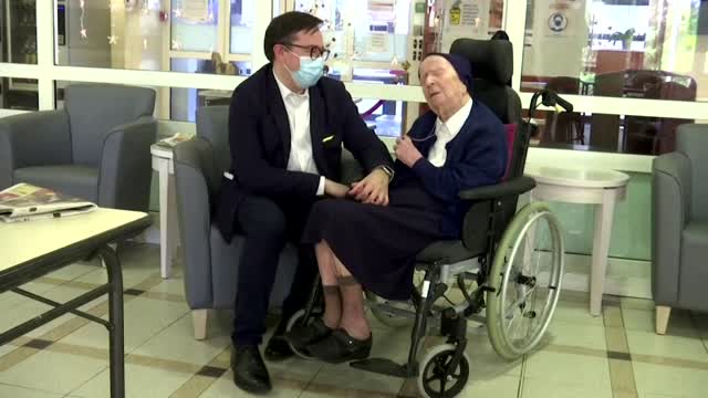 117-year-old French nun survives COVID-19