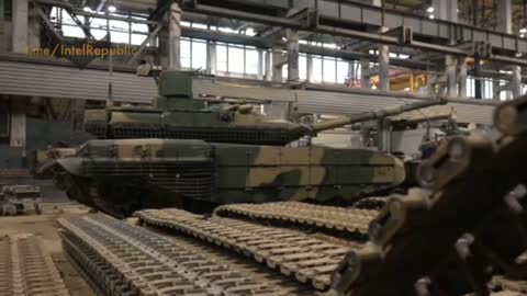 Dmitry Medvedev visits the world's LARGEST tank building enterprise