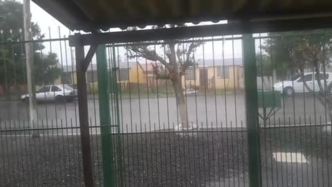 Chuva forte na fronteira.