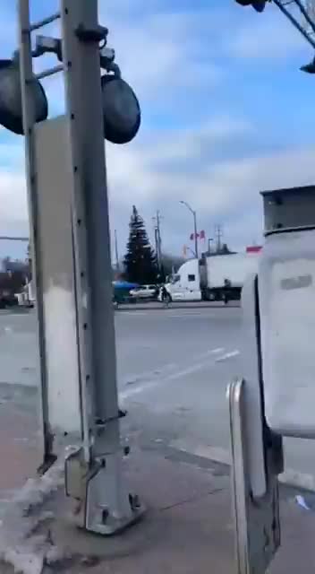 Things getting tense in Windsor Ontario