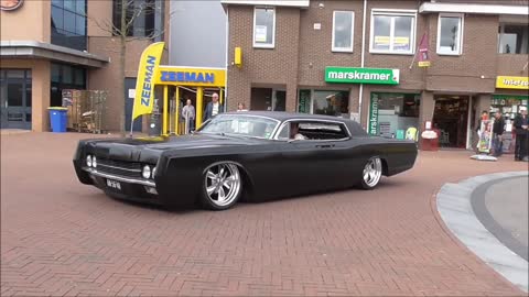 Lowered black Lincoln Continental 7.6L V8 Sound and Driving Away