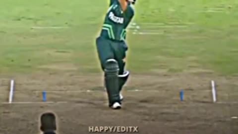 Pakistani Batter Saud Shakeel Class #shortvideo #viralshort #trendingvideo #cricketlover