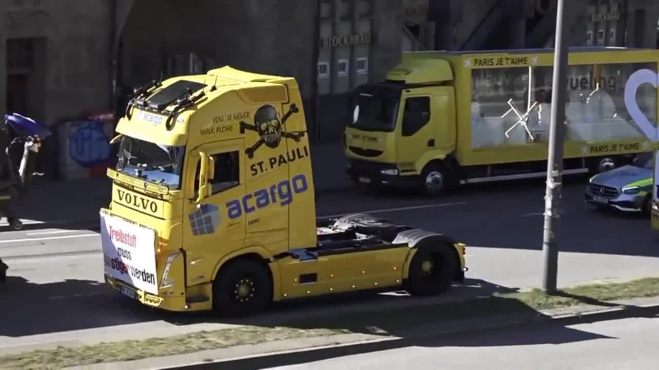 Great protest of German truck drivers in Hamburg against the increase in fuel prices