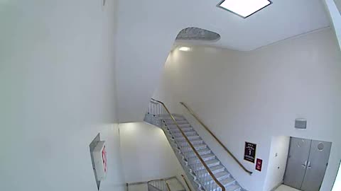 3148RHOB01Stair6_2021-01-06_10h00min02s153ms.mp4