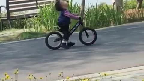 FUNNY CUTE KIDS VIDEOS - 001