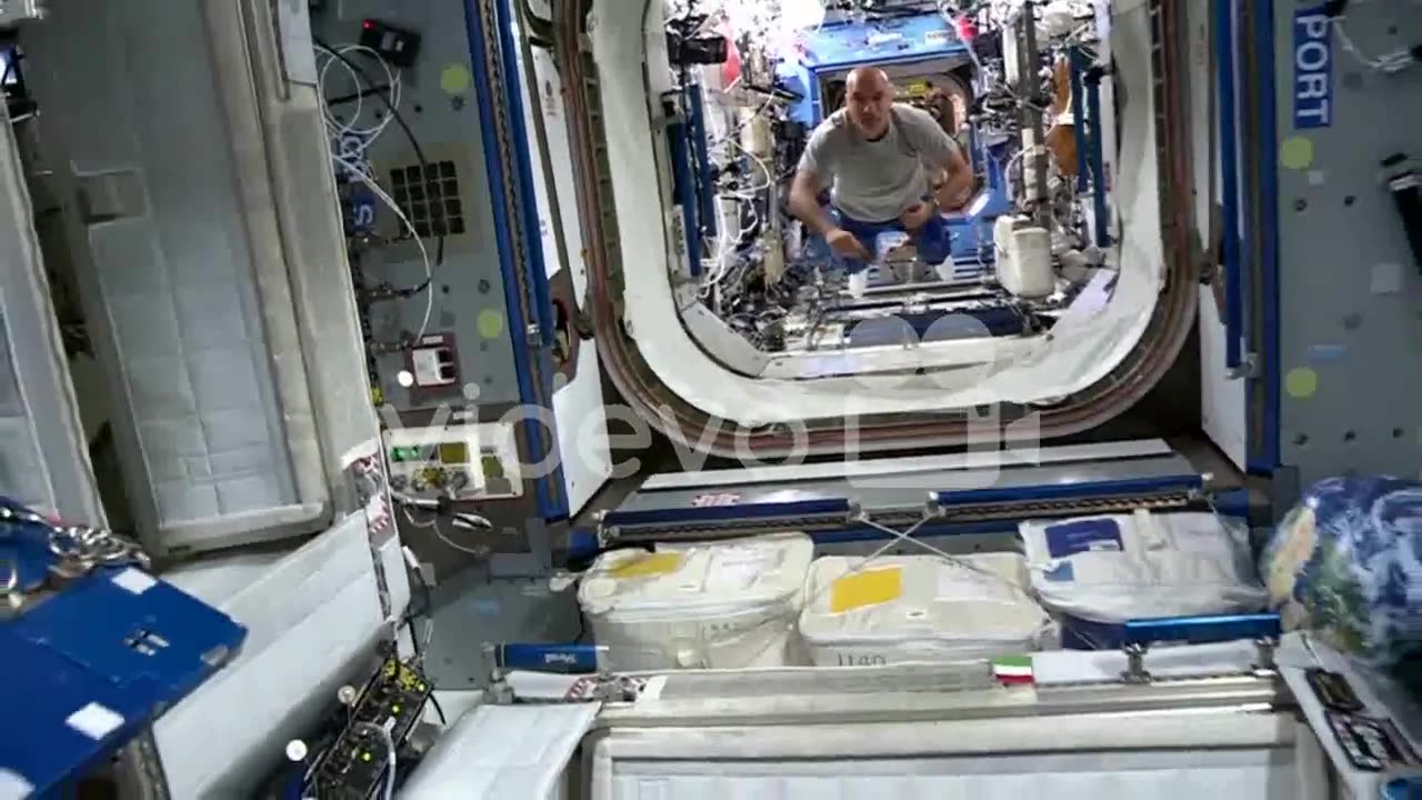 Life of Astronauts in spaceships, # NASA VIDEOS