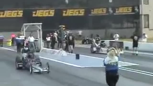 Top Fuel Dragster Explosion, Brendan Murry NHRR 2007