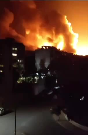 Footage of the Israeli airstrikes in Damascus