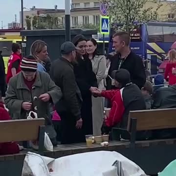 Angelina Jolie visited Lviv railway station