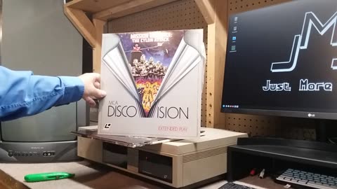 Pioneer LD-660 Unboxing and Setup