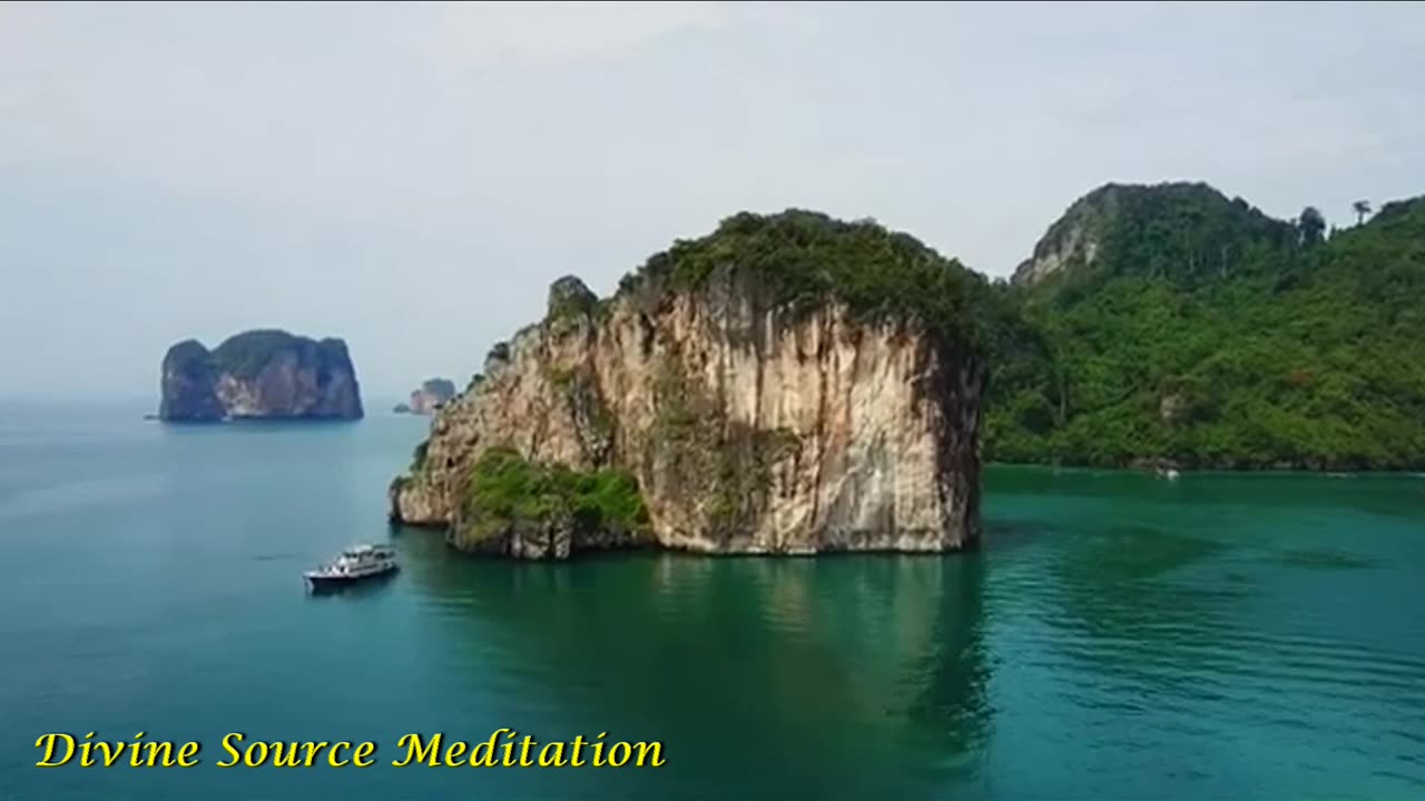 50 ★ Gentle music with Beautiful Scenery ★ Relaxation ★ Meditation ★ Yoga ★ Tai Chi ★ Spa ★ Reiki ★